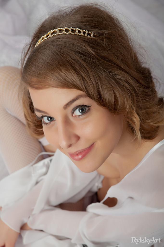 Sarıçam Escort Bayan